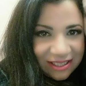 Meet your Posher, Elena